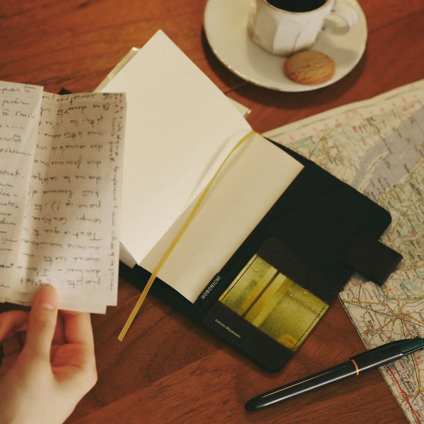 Akiko Miyakoshi: An Airport at Night [Hobonichi Original (A6) Techo Cover] (Cover Only)