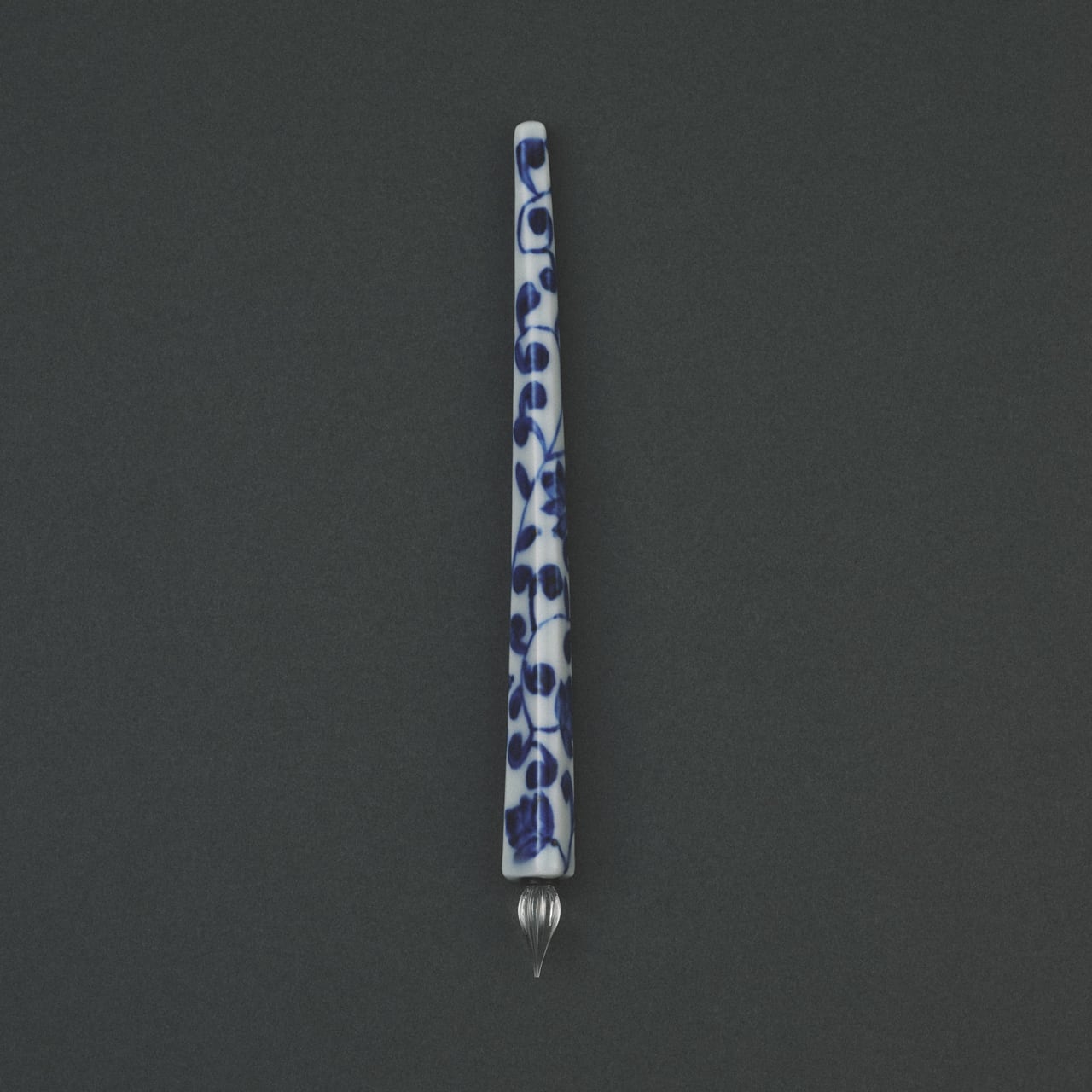 Arita Yaki(ware) Body Triangle Glass Dip Pen - Flower Arabesque Pattern -, Japanese glass dip pen