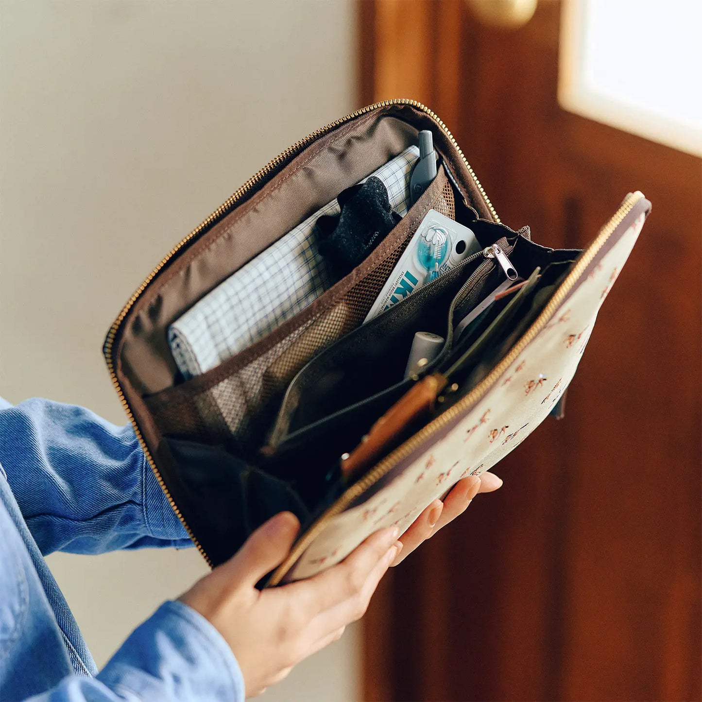 Bow & Tie: Galloping Horses Large Drawer Pouch,  Hobonichi Large Drawer Pouch