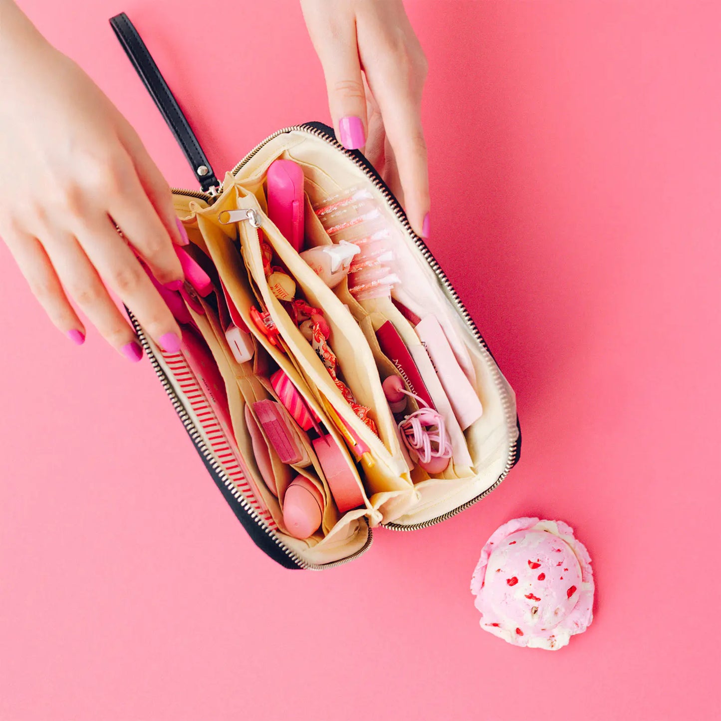 Bow & Tie: Happy Ice Cream Drawer Pouch Áne