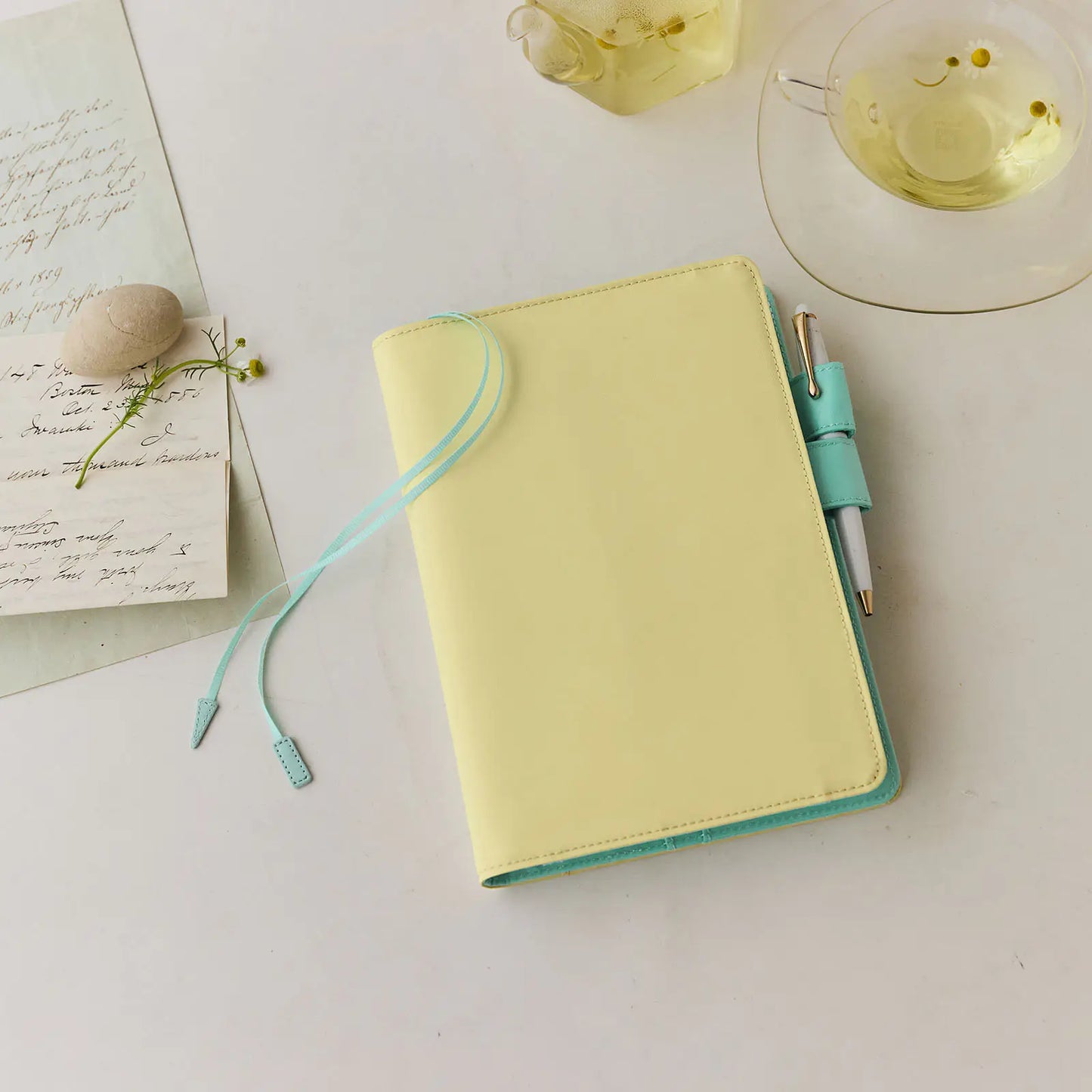 Colors: Chamomile Mint [Hobonichi Cousin (A5) Techo Cover] (Cover Only)