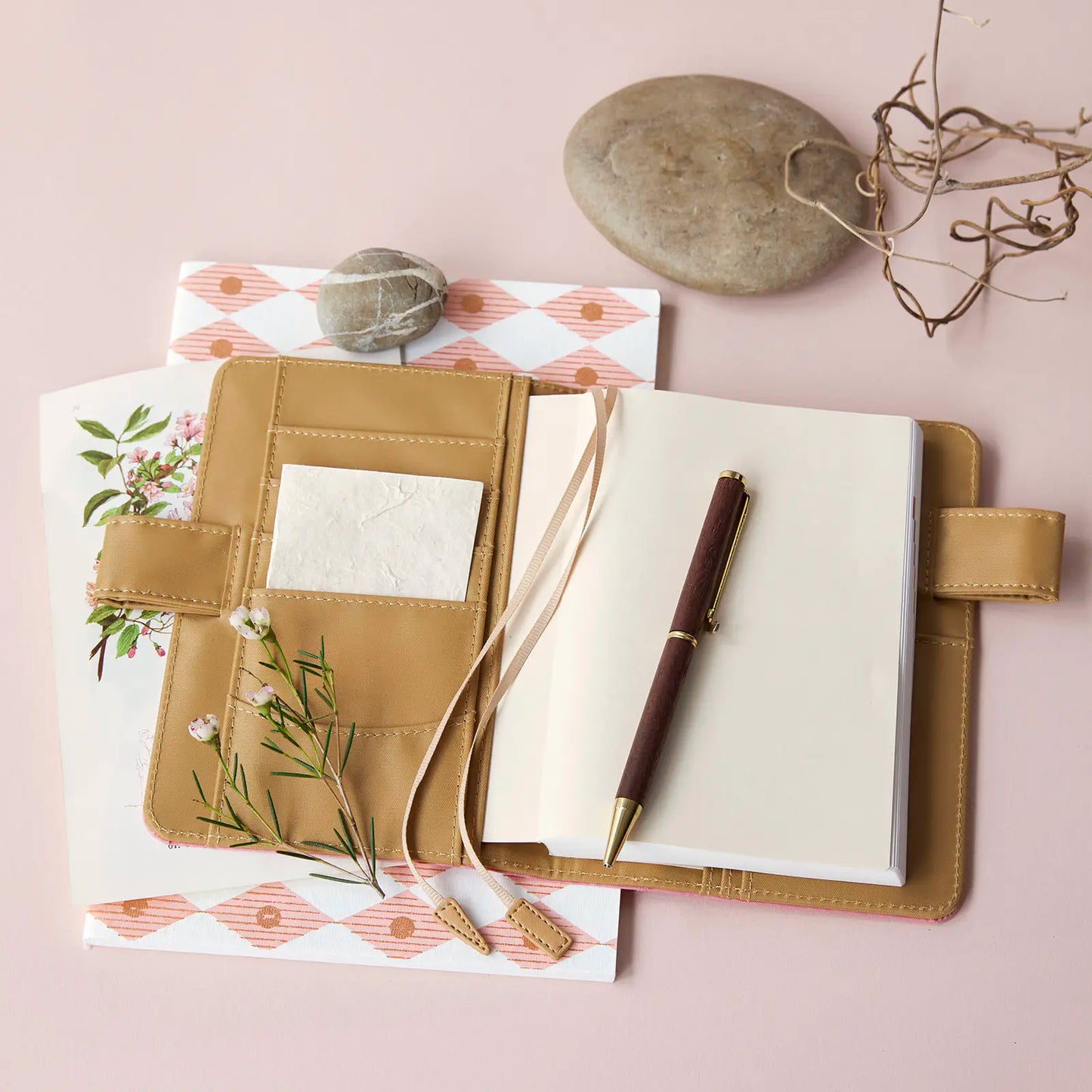 Colors: Cherry Blossom Avenue [Hobonichi Original (A6) Techo Cover] (Cover Only)