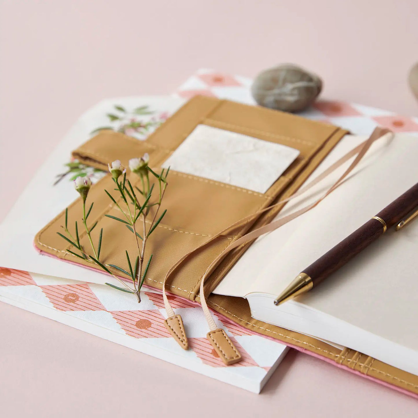 Colors: Cherry Blossom Avenue [Hobonichi Original (A6) Techo Cover] (Cover Only)