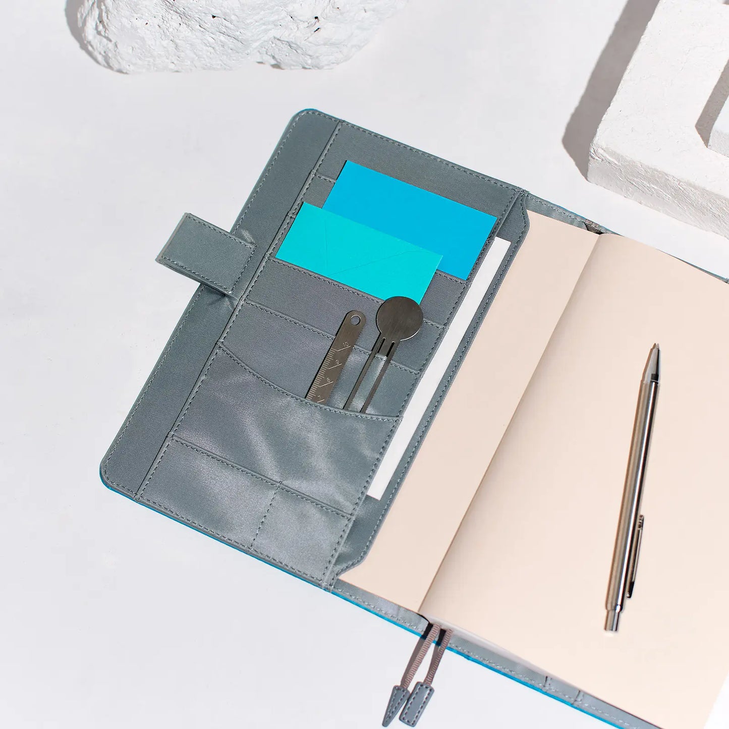 Colors: Winter City [Hobonichi Cousin (A5) Techo Cover] (Cover Only)