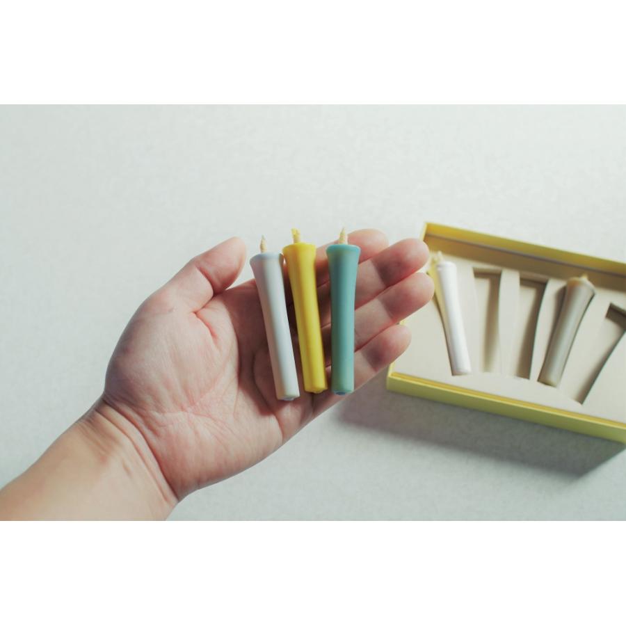 DAIYO Colorful Rice Wax Candles 5 pcs Set - Snow Color -, Japanese Wa-Rousoku (Japanese candle)