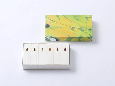 DAIYO Colorful Rice Wax Candles 6 pcs Set - Autumn Color -, Japanese Wa-Rousoku (Japanese candle)