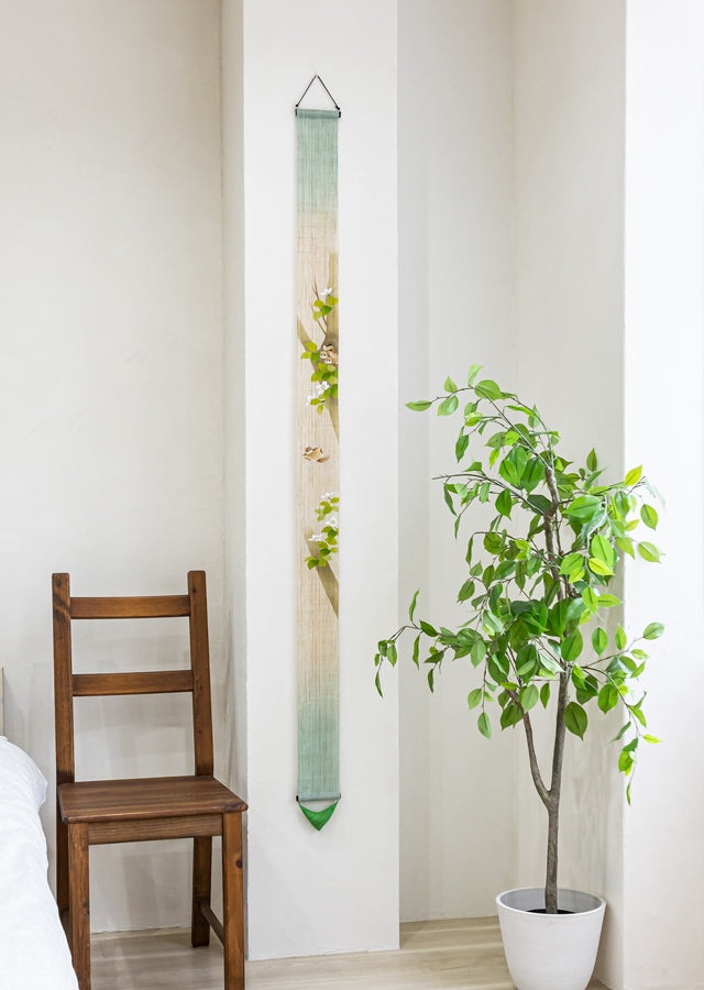 Hand-dyed Linen Japanese Narrow Tapestry - Japanese Flying Squirrel -, Kyoto Noren, Japanese wall hanging scroll