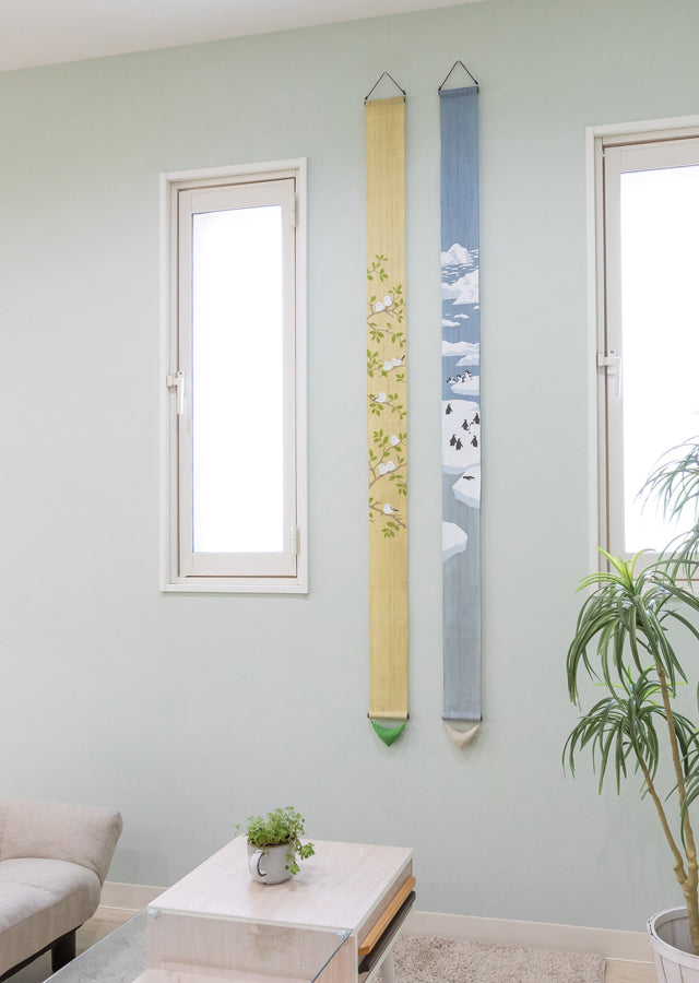 Hand-dyed Linen Japanese Narrow Tapestry - Penguin -, Kyoto Noren, Japanese wall hanging scroll