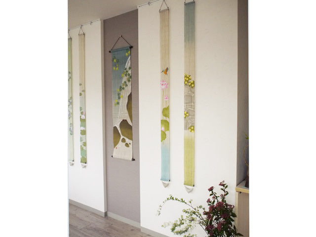 Hand-dyed Linen Japanese Narrow Tapestry - Yellow Sorrel -, Kyoto Noren, Japanese wall hanging scroll