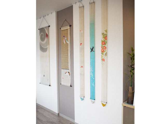 Hand-dyed Linen Japanese Narrow Tapestry - Goldfish -, Kyoto Noren, Japanese wall hanging scroll