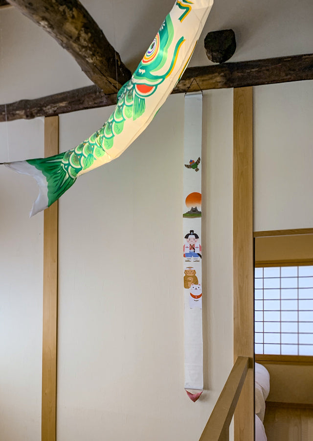 Hand-dyed Linen Japanese Narrow Tapestry - Momotaro (Peach Boy) -, Kyoto Noren, Japanese wall hanging scroll