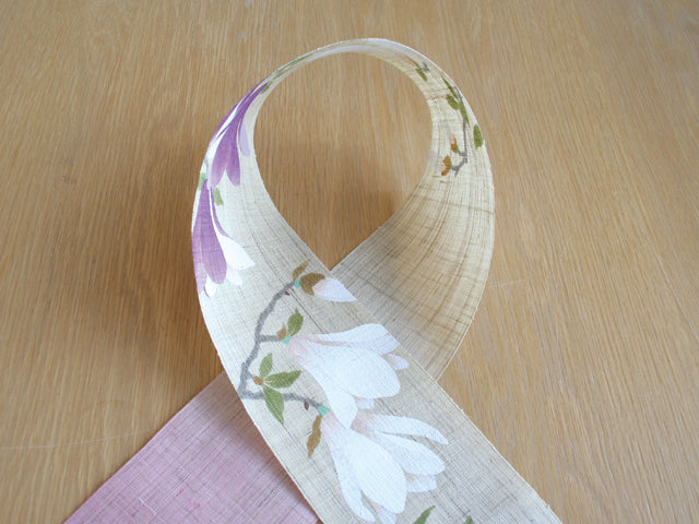 Hand-dyed Linen Japanese Narrow Tapestry - Magnolia -, Kyoto Noren, Japanese wall hanging scroll