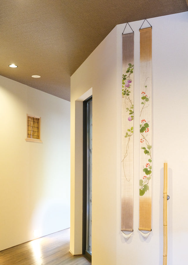 Hand-dyed Linen Japanese Narrow Tapestry - Chocolate Vine -, Kyoto Noren, Japanese wall hanging scroll