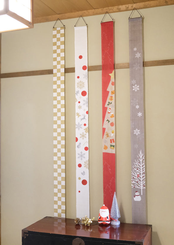 Hand-dyed Linen Japanese Narrow Tapestry - Christmas -, Kyoto Noren, Japanese wall hanging scroll