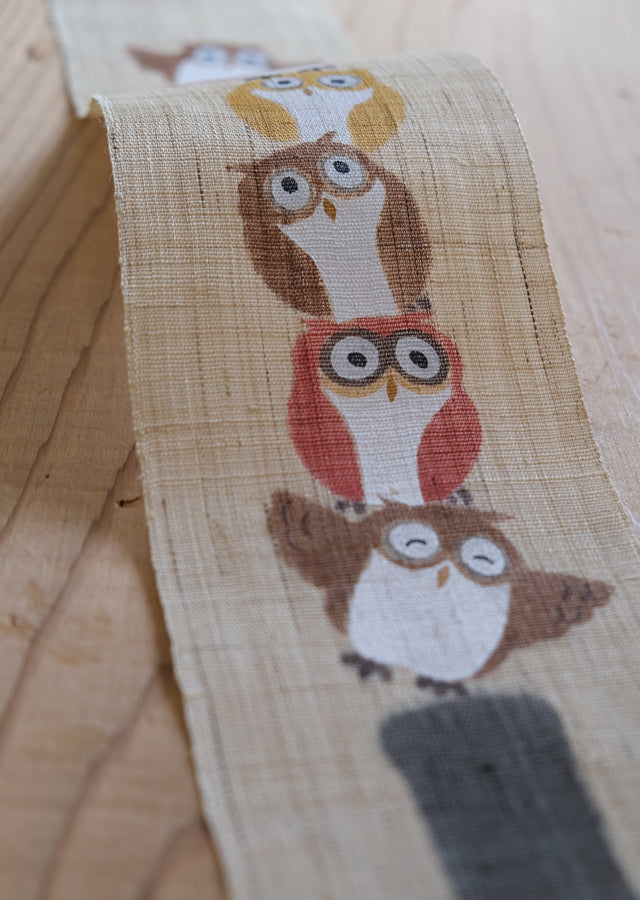 Hand-dyed Linen Japanese Narrow Tapestry - Owl -, Kyoto Noren, Japanese wall hanging scroll