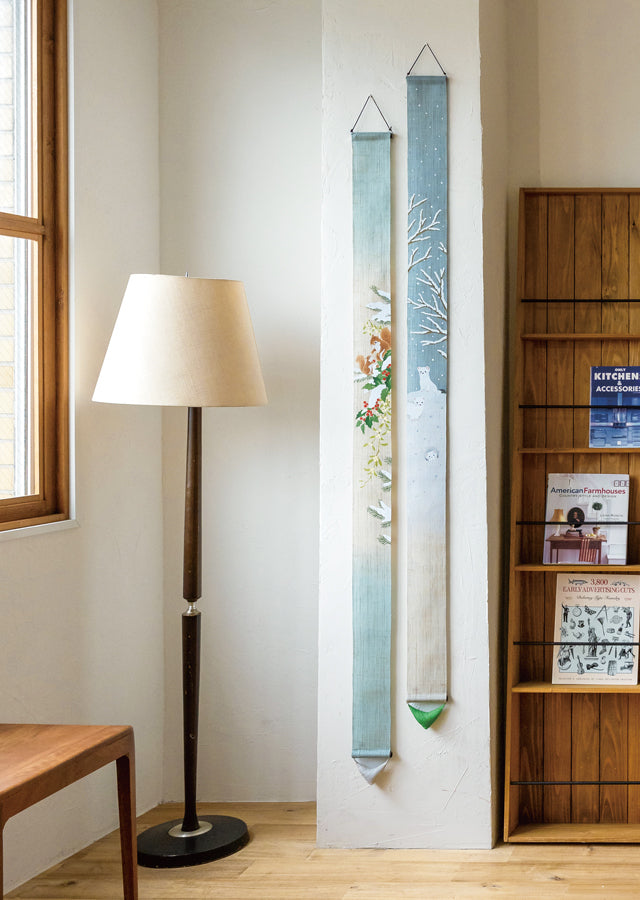 Hand-dyed Linen Japanese Narrow Tapestry - Ermine -, Kyoto Noren, Japanese wall hanging scroll