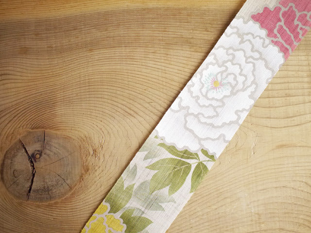 Hand-dyed Linen Japanese Narrow Tapestry - Peony -, Kyoto Noren, Japanese wall hanging scroll
