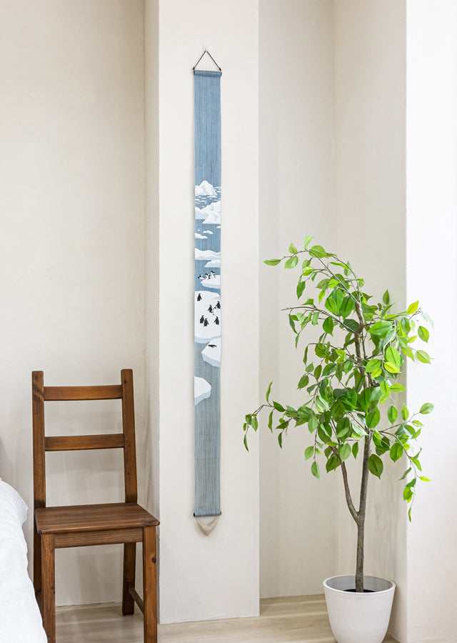 Hand-dyed Linen Japanese Narrow Tapestry - Penguin -, Kyoto Noren, Japanese wall hanging scroll