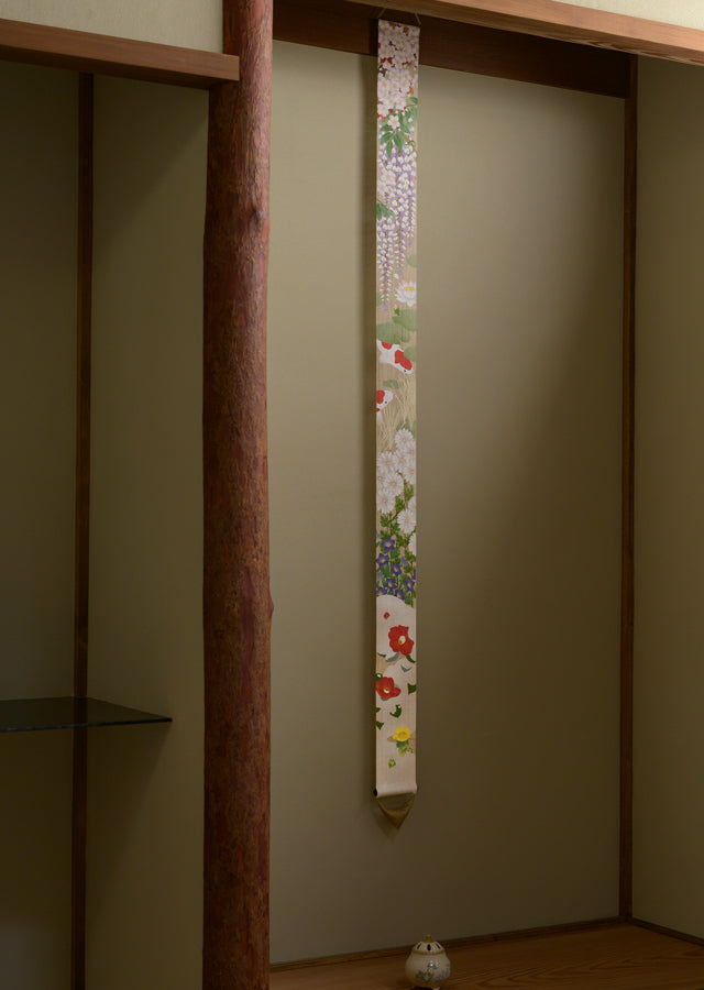 Hand-dyed Linen Japanese Narrow Tapestry with Yuzen Dyeing Technique - Four Seasons -, Kyoto Noren, Japanese wall hanging scroll