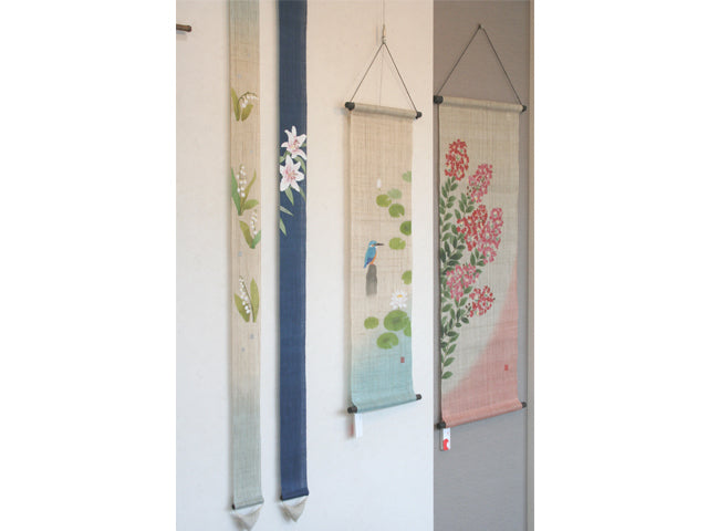 Hand-dyed Linen Japanese Narrow Tapestry - Lily -, Kyoto Noren, Japanese wall hanging scroll
