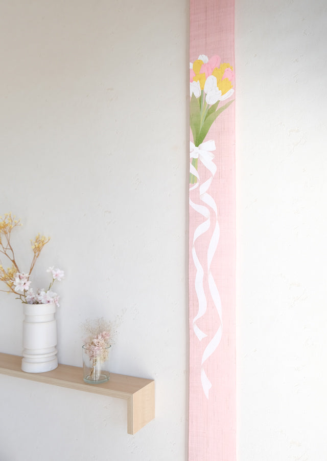 Hand-dyed Linen Japanese Narrow Tapestry - Tulip -, Kyoto Noren, Japanese wall hanging scroll
