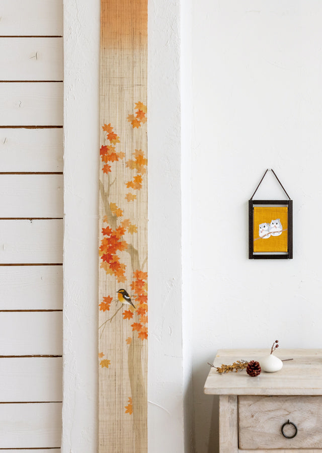 Hand-dyed Linen Japanese Narrow Tapestry - Maple and Narcissus Flycatcher -, Kyoto Noren, Japanese wall hanging scroll