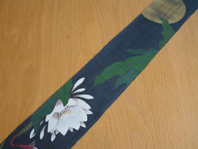 Hand-dyed Linen Japanese Narrow Tapestry - Queen of the Night -, Kyoto Noren, Japanese wall hanging scroll
