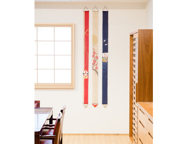 Hand-dyed Linen Japanese Narrow Tapestry - Japanese Apricot -, Kyoto Noren, Japanese wall hanging scroll