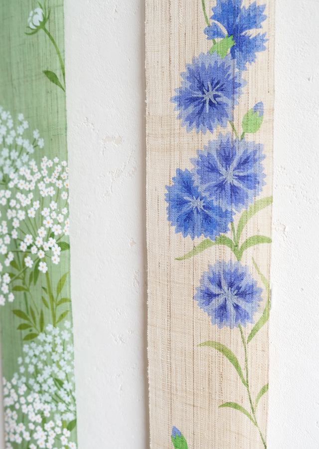 Hand-dyed Linen Japanese Narrow Tapestry - Cornflower -, Kyoto Noren, Japanese wall hanging scroll