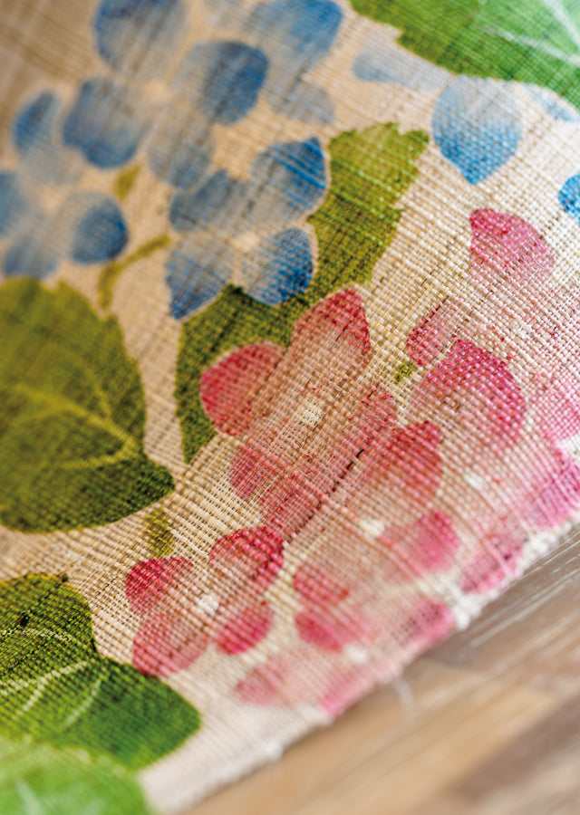 Hand-dyed Linen Japanese Narrow Tapestry - Hydrangea -, Kyoto Noren, Japanese wall hanging scroll