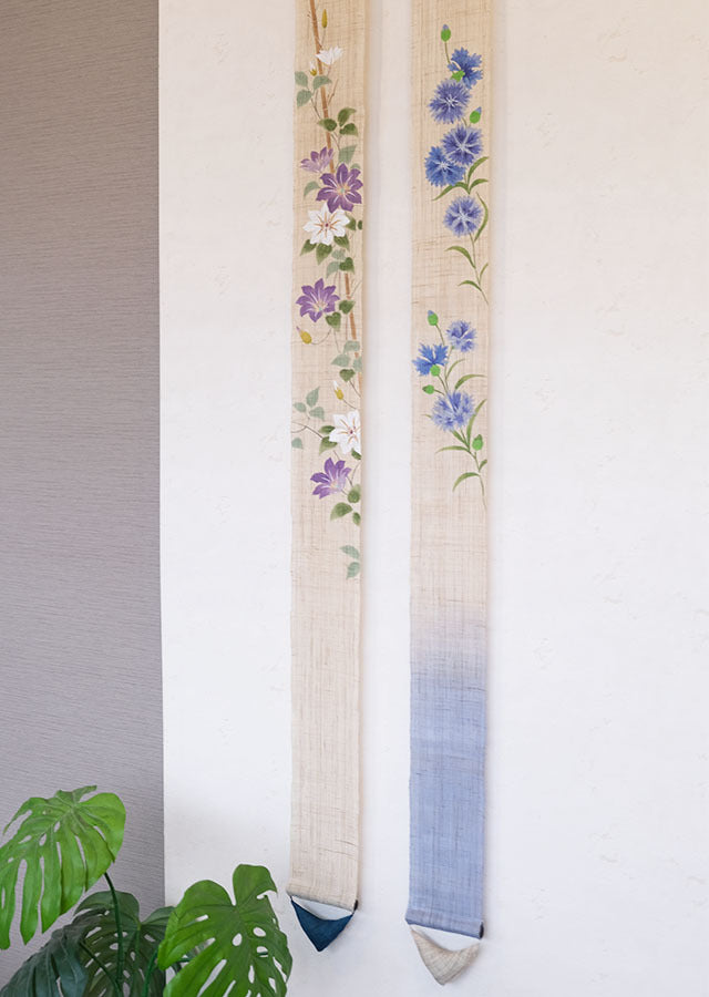 Hand-dyed Linen Japanese Narrow Tapestry - Cornflower -, Kyoto Noren, Japanese wall hanging scroll
