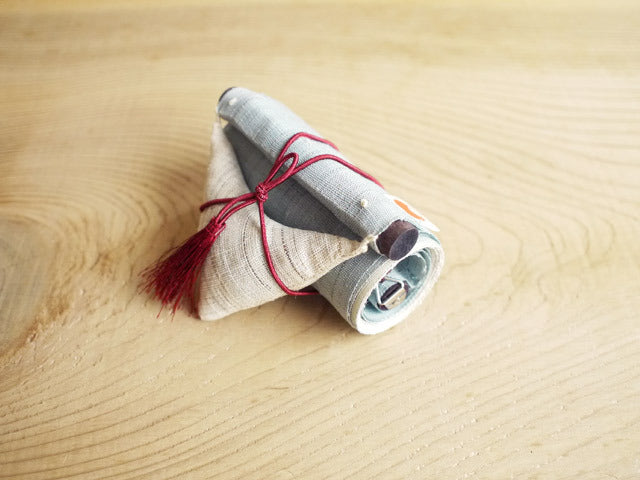 Hand-dyed Linen Japanese Narrow Tapestry - Prunus Serrulata(Japanese Cherry Blossom) -, Kyoto Noren, Japanese wall hanging scroll