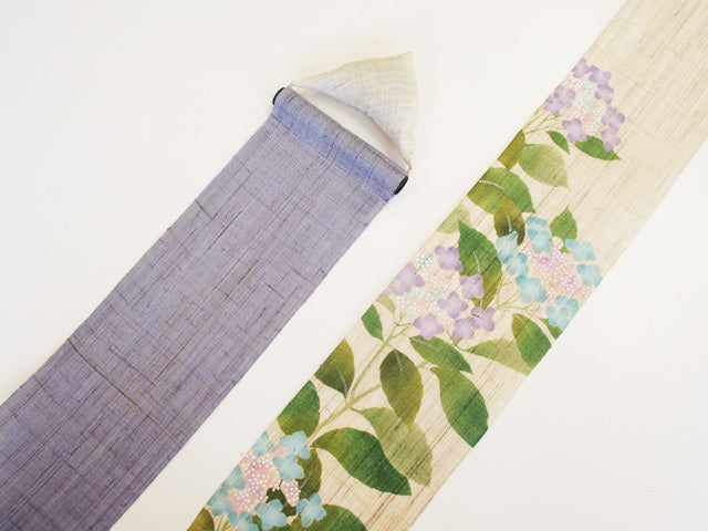 Hand-dyed Linen Japanese Narrow Tapestry - Lacecap Hydrangea -, Kyoto Noren, Japanese wall hanging scroll