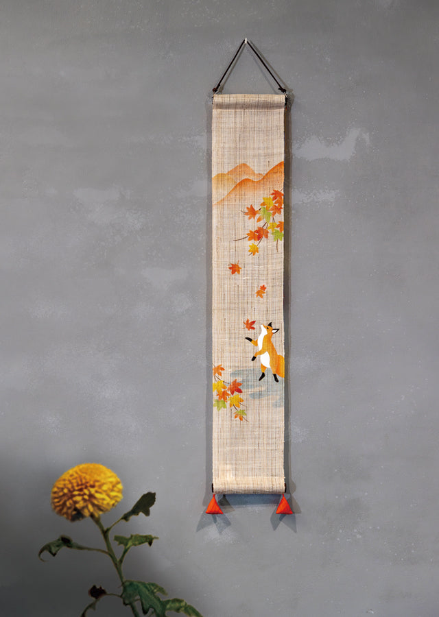 Hand-dyed Linen Japanese Small Tapestry - Fox and Autumn Leaves -, Kyoto Noren, Japanese wall hanging scroll