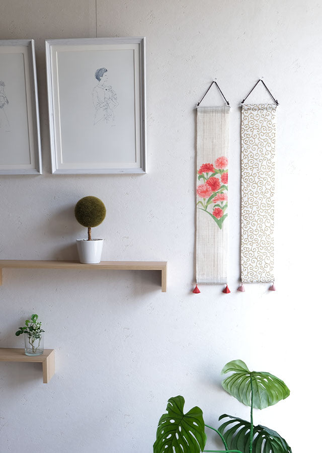 Hand-dyed Linen Japanese Small Tapestry - Carnation -, Kyoto Noren, Japanese wall hanging scroll
