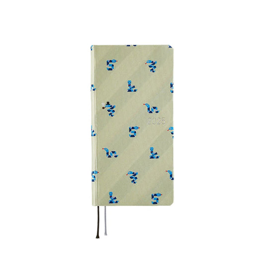 Hobonichi Weeks MEGA,  Hobonichi Techo 2025 Bow & Tie: Snake Toy Weeks Mega Hardcover Book / Weekly Horizontal / January start / Monday start - English Edition