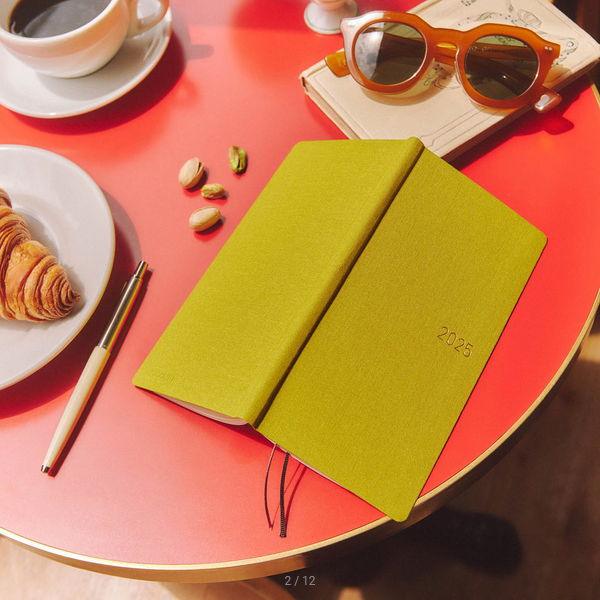 Hobonichi Techo 2025 Colors: Pistachio Weeks Hardcover Book / Weekly Horizontal / January start / Monday start - English Edition