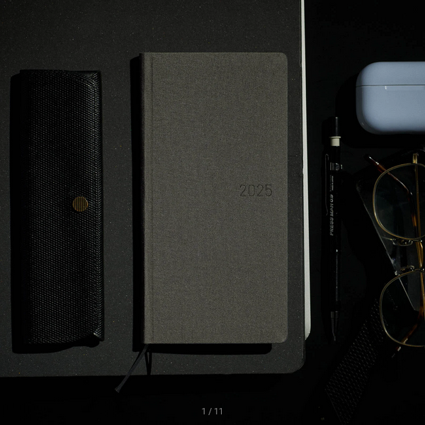 Sale! Hobonichi Techo 2025 Colors: Smoke Gray Weeks Hardcover Book / Weekly Horizontal / January start / Monday start - English Edition