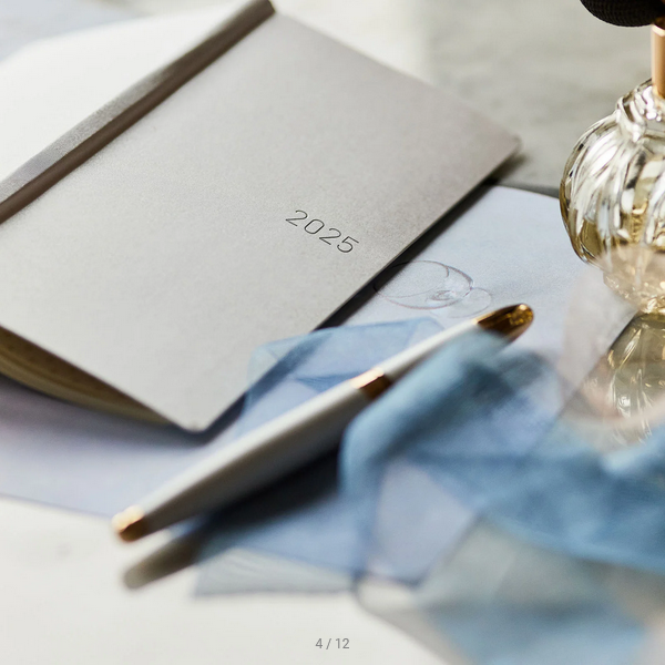 Sale! Hobonichi Techo 2025 Paper Series: Platinum White Weeks Hardcover Book / Weekly Horizontal / January start / Monday start - English Edition