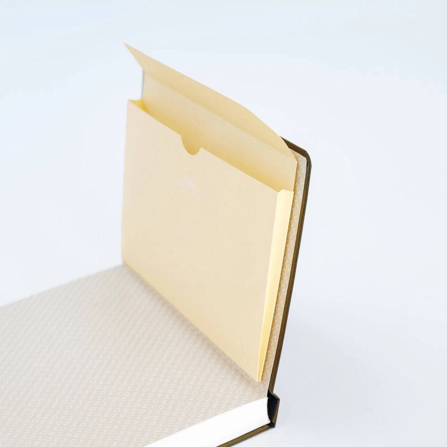 Hobonichi: Pocket Envelope For A6 Size / A5 Size / Weeks, 2027 Hobonichi Accessories