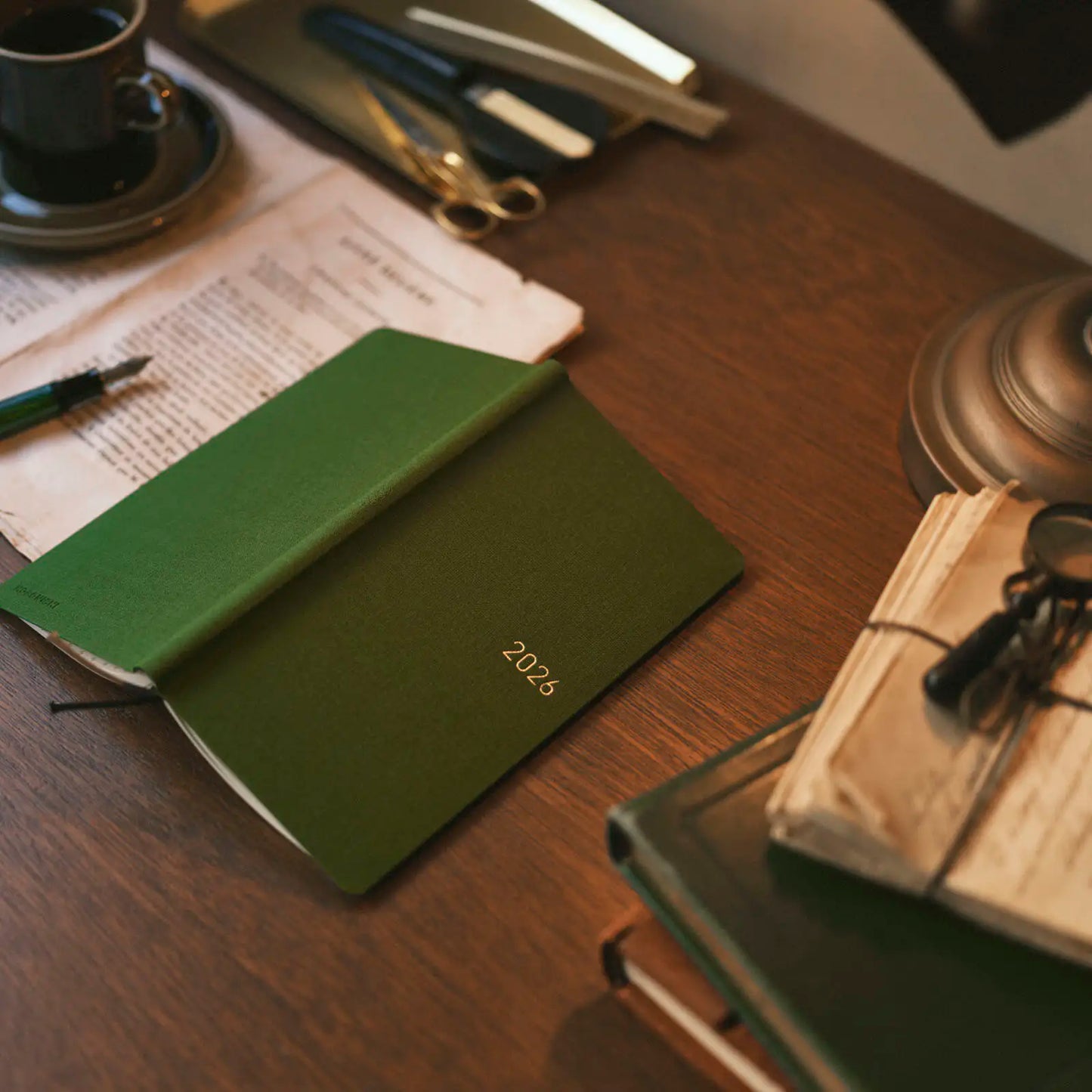 Weeks MEGA, Hobonichi Techo 2026 Colors: Antique Green Weeks Mega Hardcover Book / Weekly Horizontal / Jan start / Mon start - English Edition