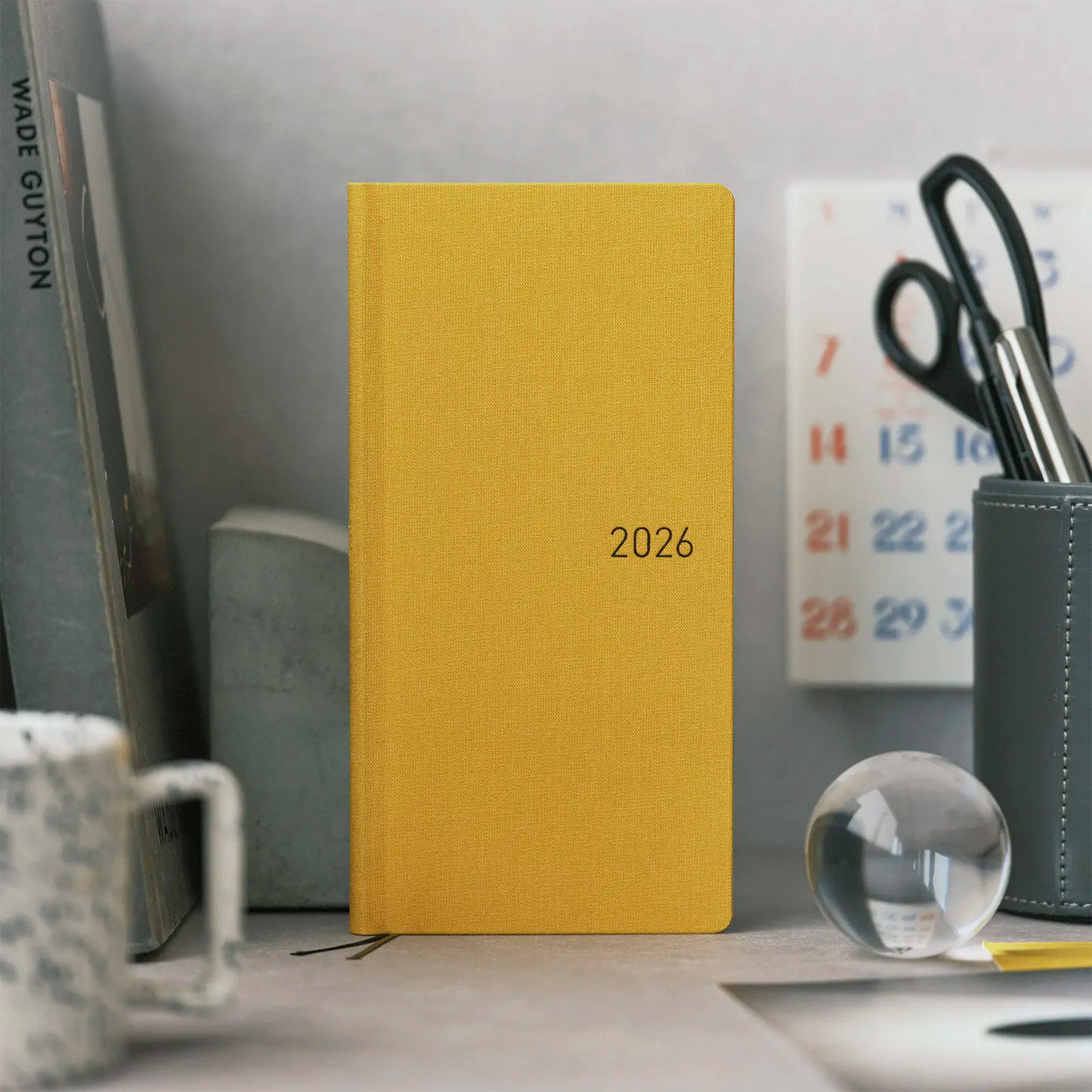 Weeks MEGA, Hobonichi Techo 2026 Colors: Full Moon Yellow Weeks Mega Hardcover Book / Weekly Horizontal / Jan start / Mon start - English Edition