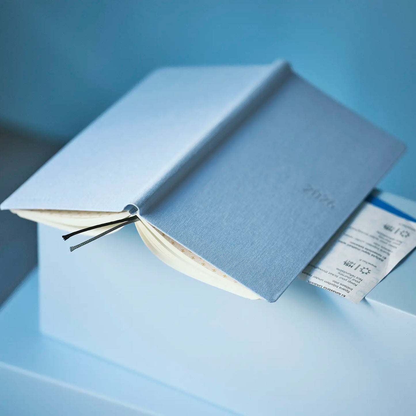 Hobonichi Techo 2026 Colors: Sky Mist Weeks Hardcover Book / Weekly Horizontal / Jan start / Mon start - English Edition