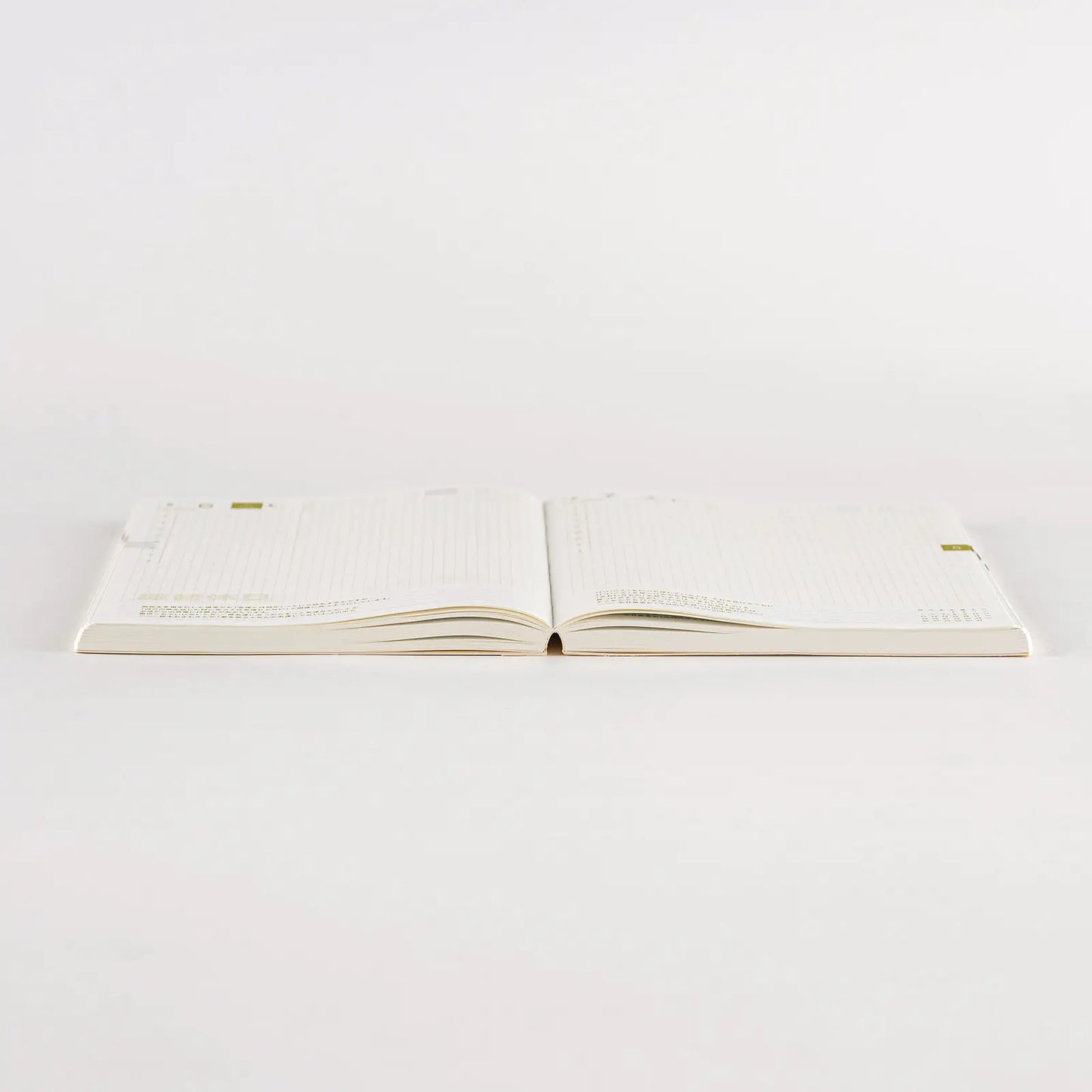 Hobonichi Techo 2026 Spring April Start - Hobonichi Techo 2026 Japanese Cousin Book (April Start) A5 Size / Daily / Apr start / Mon start - Japanese Edition