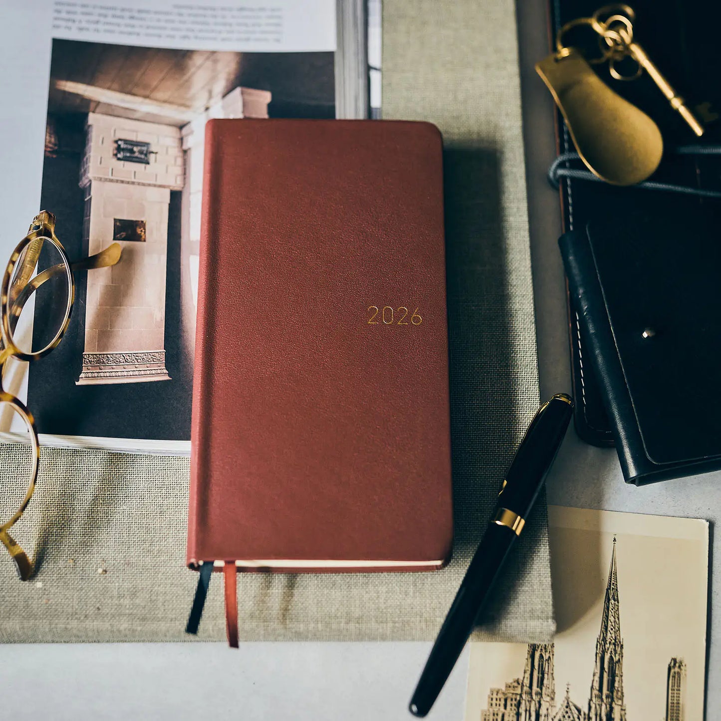 Hobonichi Techo 2026 Leather: Wine Brown Weeks Hardcover Book / Weekly Horizontal / Jan start / Mon start - English Edition