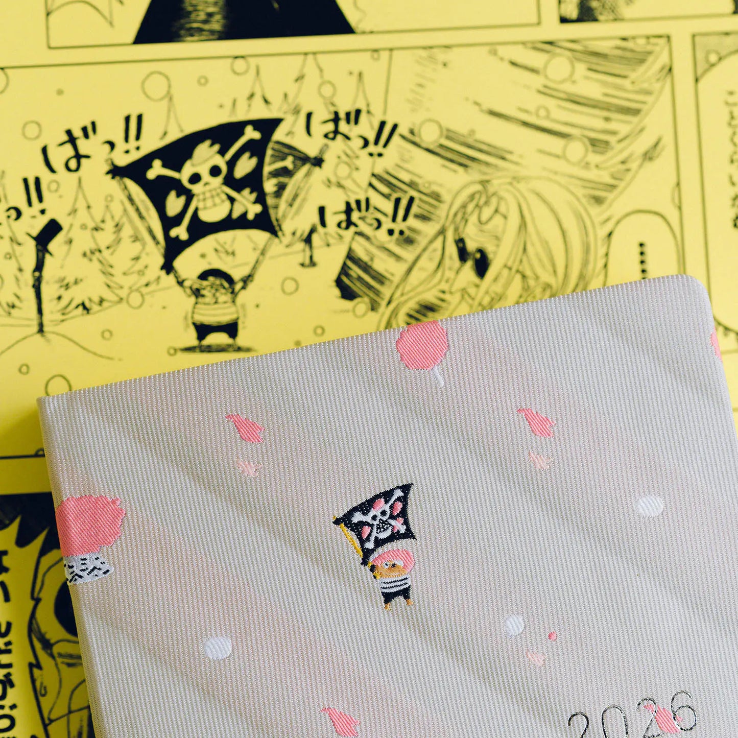 PRE-ORDER Hobonichi Techo 2026 ONE PIECE magazine: Hiriluk’s Cherry Blossoms HON  / A6 Size / Daily / Jan start / Mon start - Japanese Edition
