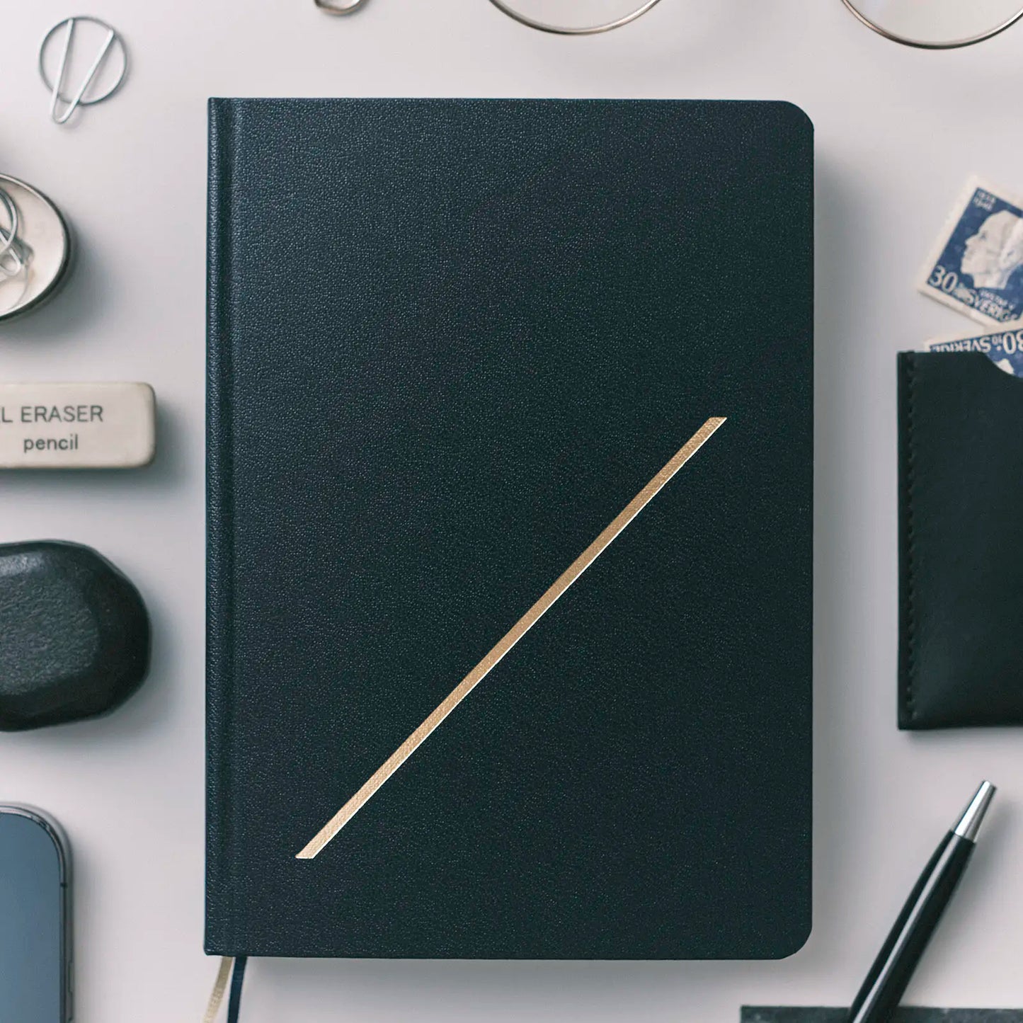 PRE-ORDER Hobonichi Techo 2026 Slash (Navy) HON / A6 Size / Daily / Jan start / Mon start - English Edition
