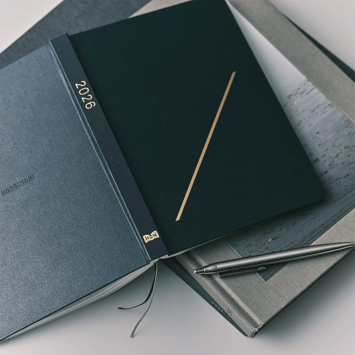 PRE-ORDER Hobonichi Techo 2026 Slash (Navy) HON  / A5 Size / Daily / Jan start / Mon start - English Edition