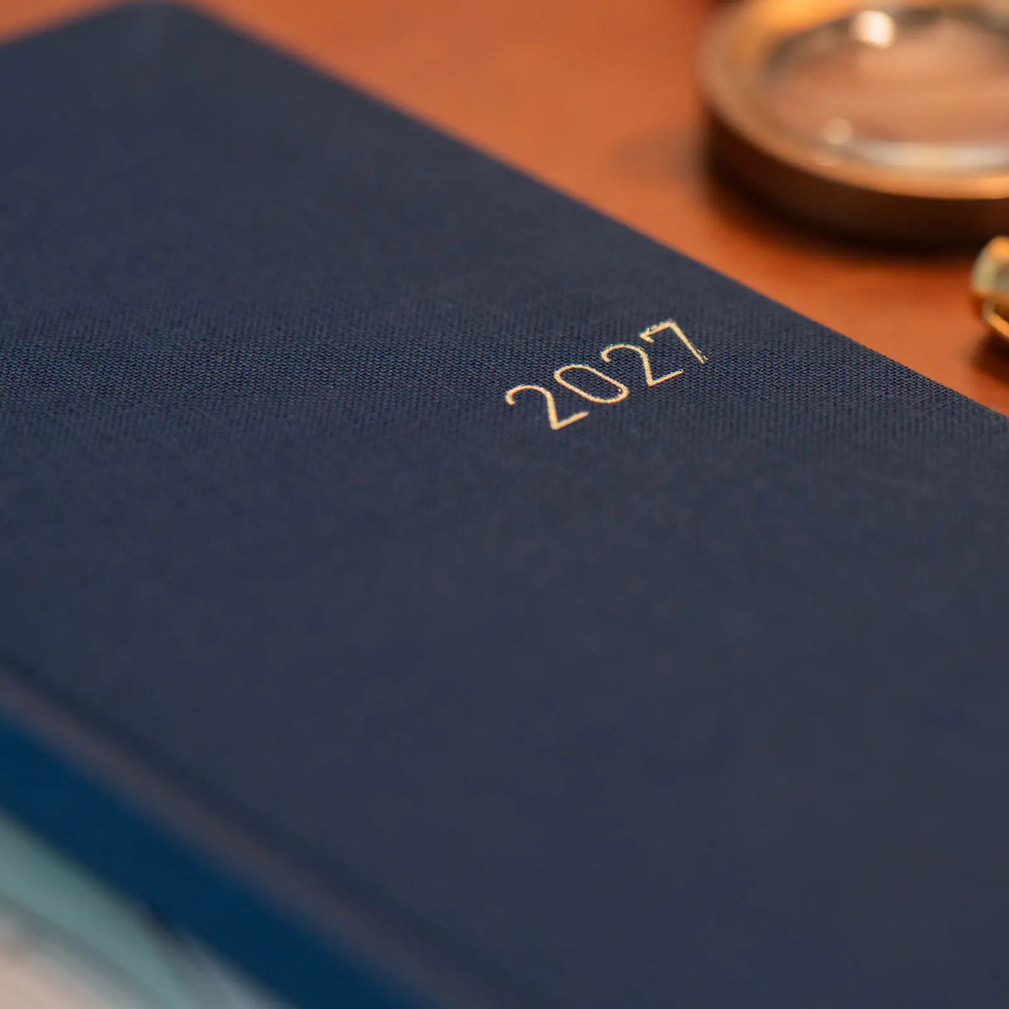 Weeks MEGA, Hobonichi Techo 2027 Colors: Midnight Blue Weeks Mega Hardcover Book / Weekly Horizontal / Jan start / Mon start - English Edition
