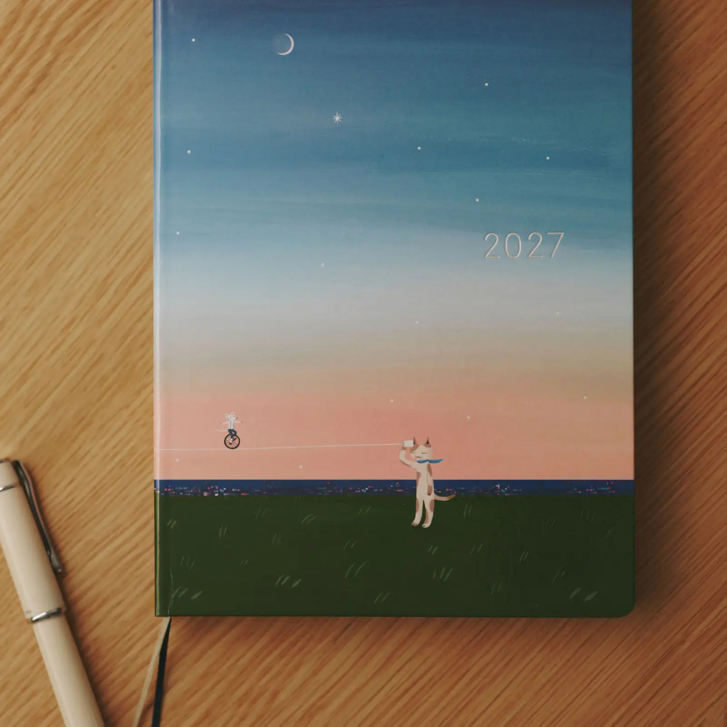 Hobonichi Techo 2027 Hiroko Kubota: String Telephone Until the Moon is Full HON / A5 Size / Daily / Jan start / Mon start - English Edition